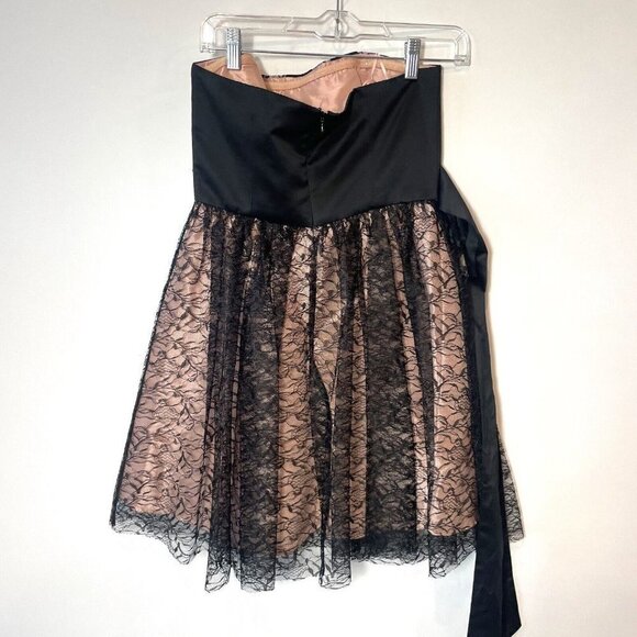 Max & Cleo Strapless Mini Cocktail Dress Womens 4 Black Lace Satin Waist Bow - Picture 3 of 8